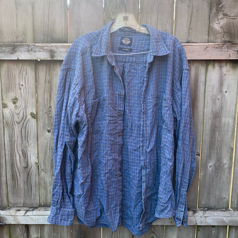 Dockers button Down shirt sz. XL